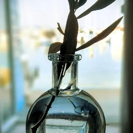 Blue Shutter * Komiza